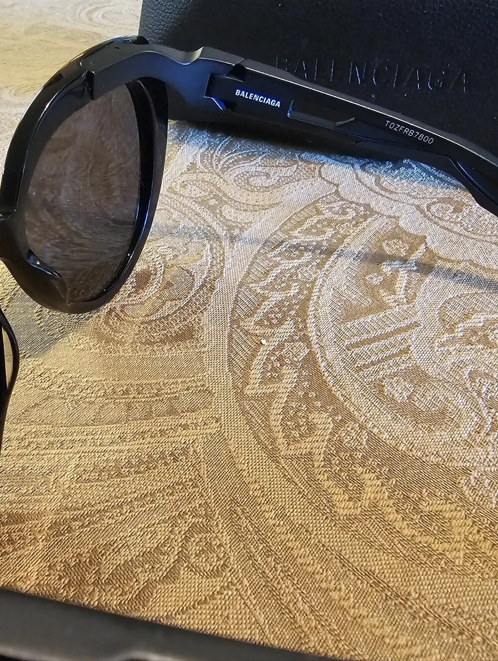 Balenciaga Black Round Oversized Sunglasses 100% Original